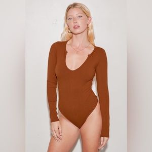 In the Daylight Rust Brown Notched Long Sleeve Bodysuit